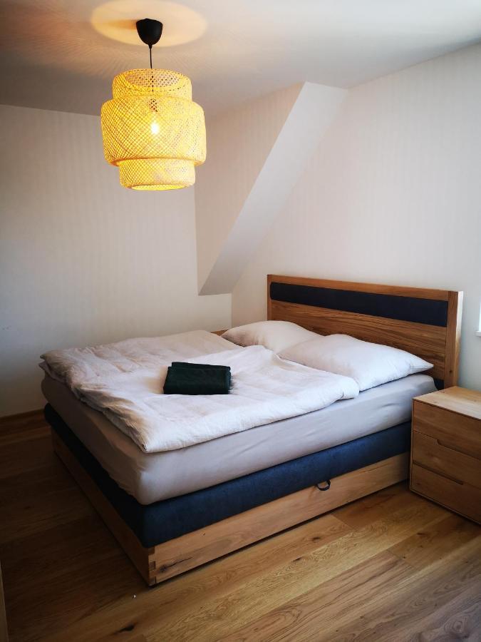 Spacy Apartment Next To The Center Of Graz With Terrasse Exterior photo